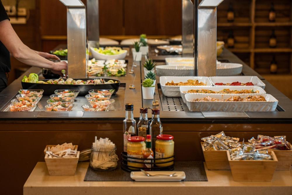 瓦尔努里亚公寓式酒店 克拉尔夫斯 外观 照片